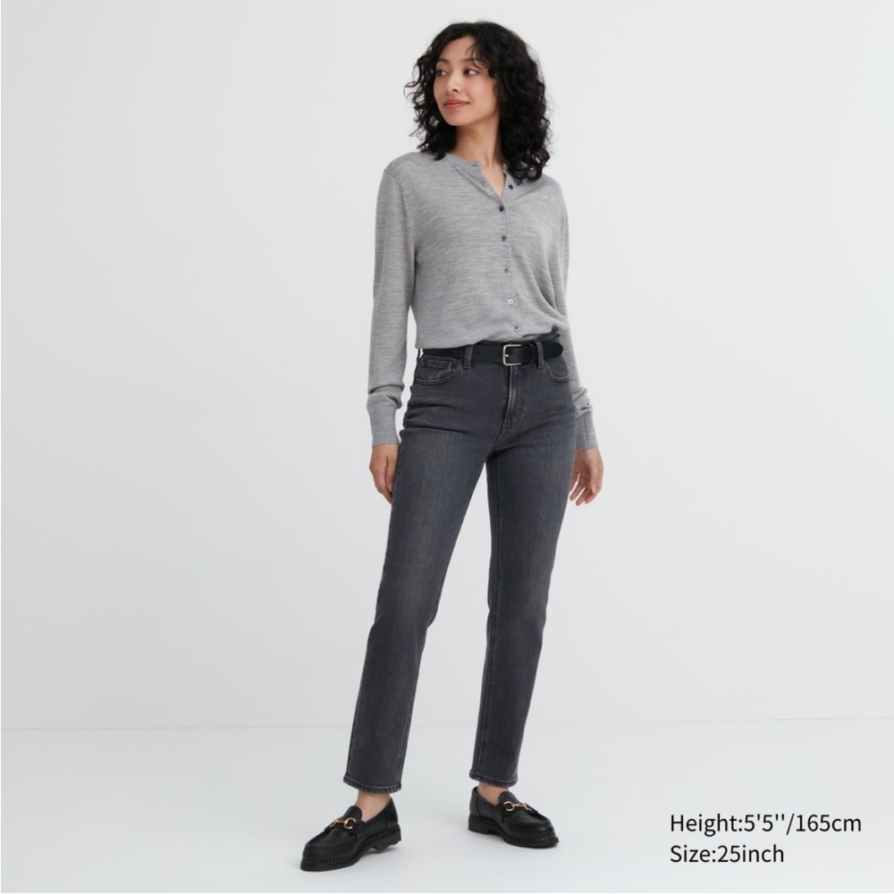 Uniqlo women’s slim straight jeans